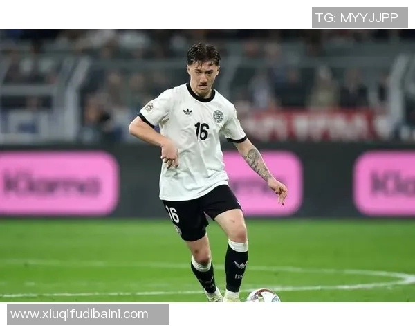 曼联新中场转会费或超亿欧元巨头关注德国左闸新星